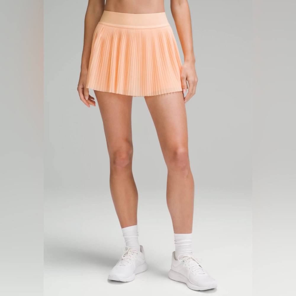 Lululemon - 
Mesh Pleats Mid-Rise Mini Tennis Skirt (summer glow)